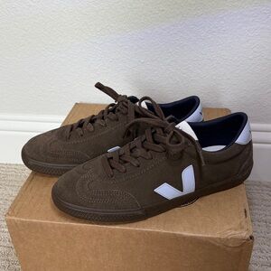 Veja Volley O.T. Sneakers